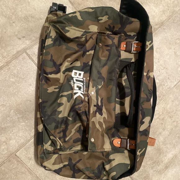 Other - Buckingham Buck green camo large wide mouth equipment bag with wheels